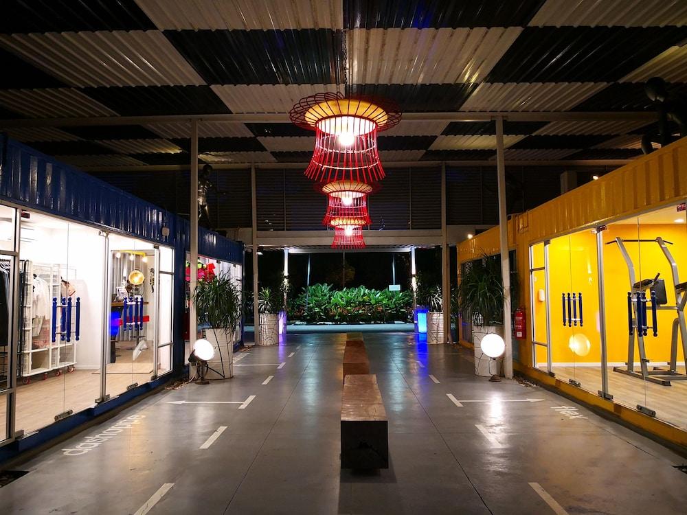 Dash Box Hotel Cyberjaya Exterior photo