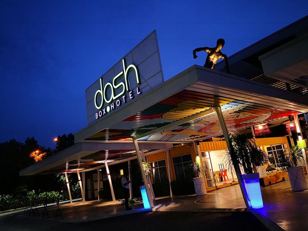 Dash Box Hotel Cyberjaya Exterior photo