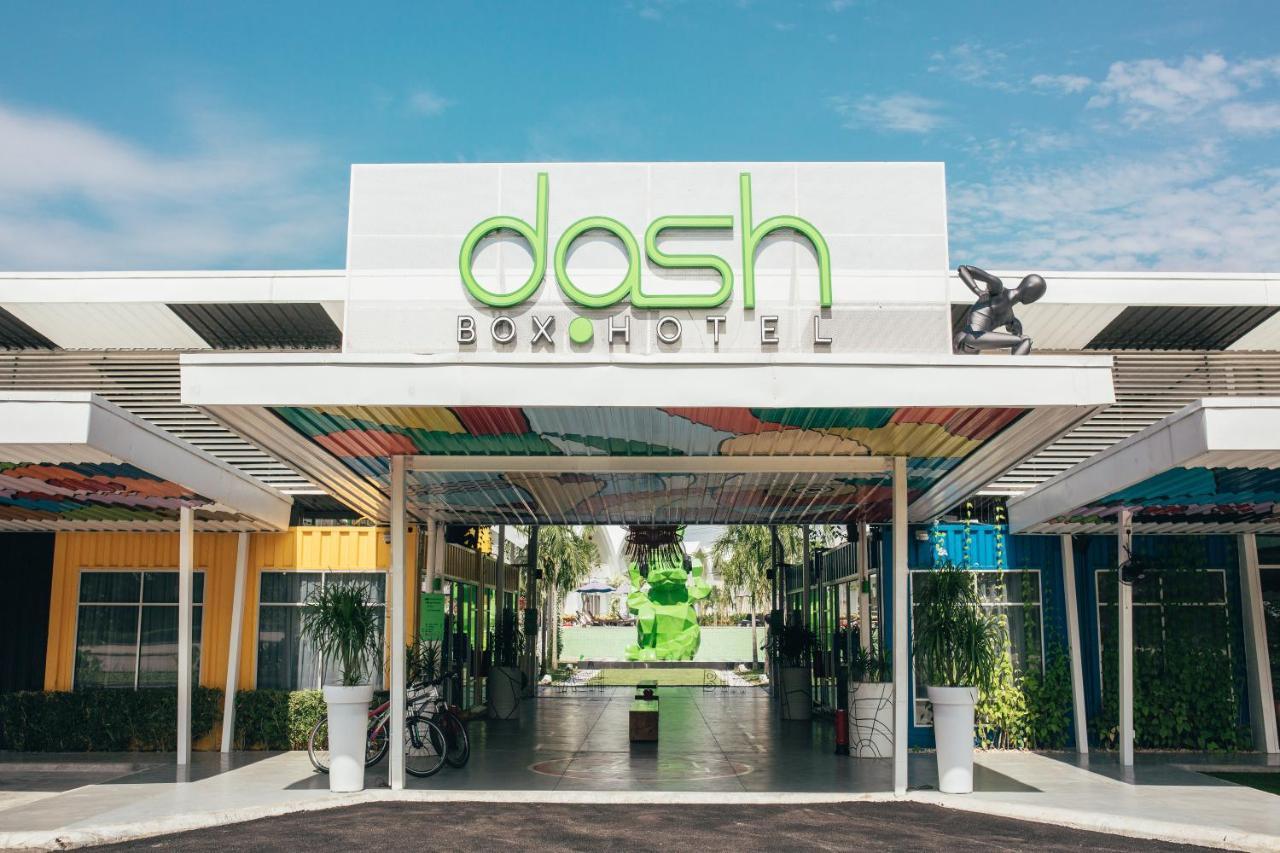 Dash Box Hotel Cyberjaya Exterior photo