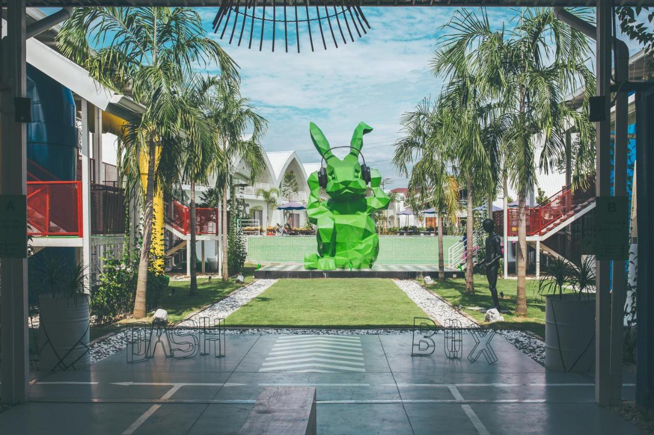 Dash Box Hotel Cyberjaya Exterior photo