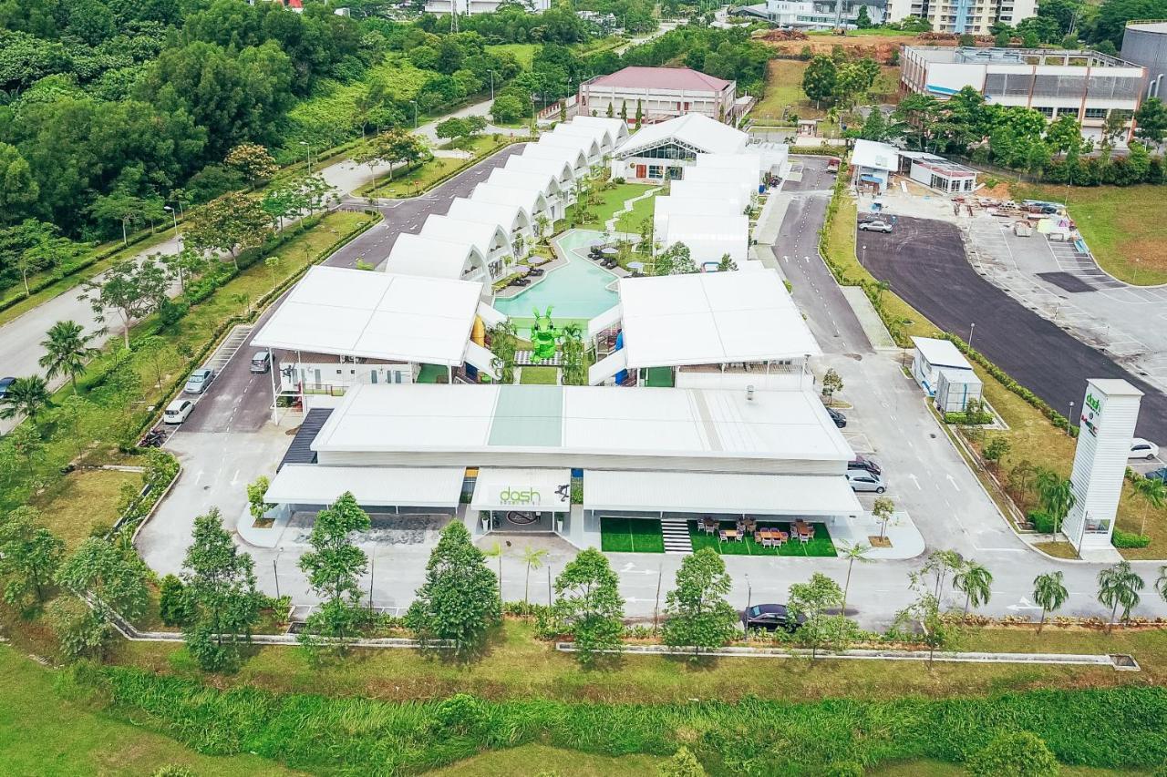 Dash Box Hotel Cyberjaya Exterior photo