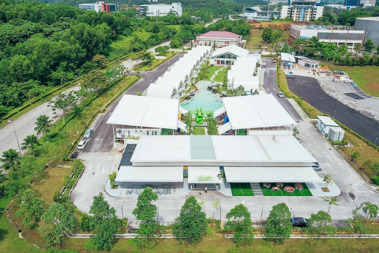 Dash Box Hotel Cyberjaya Exterior photo
