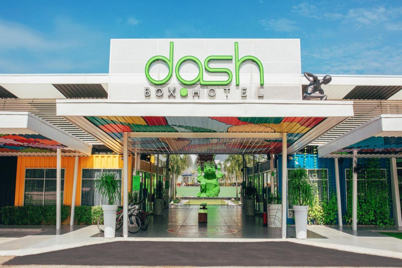 Dash Box Hotel Cyberjaya Exterior photo